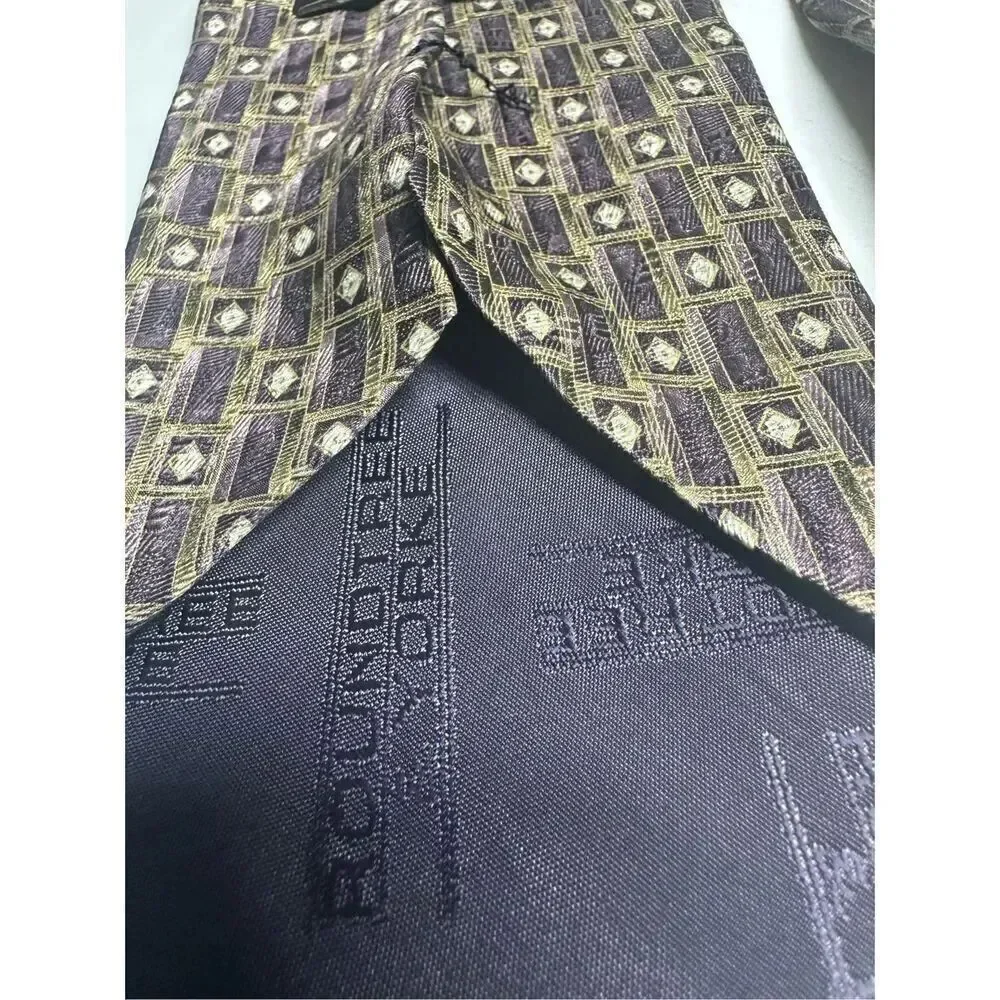 ROUNDTREE YORKE US MADE BEIGE PURPLE GOLD Shapes Silk Necktie Ties